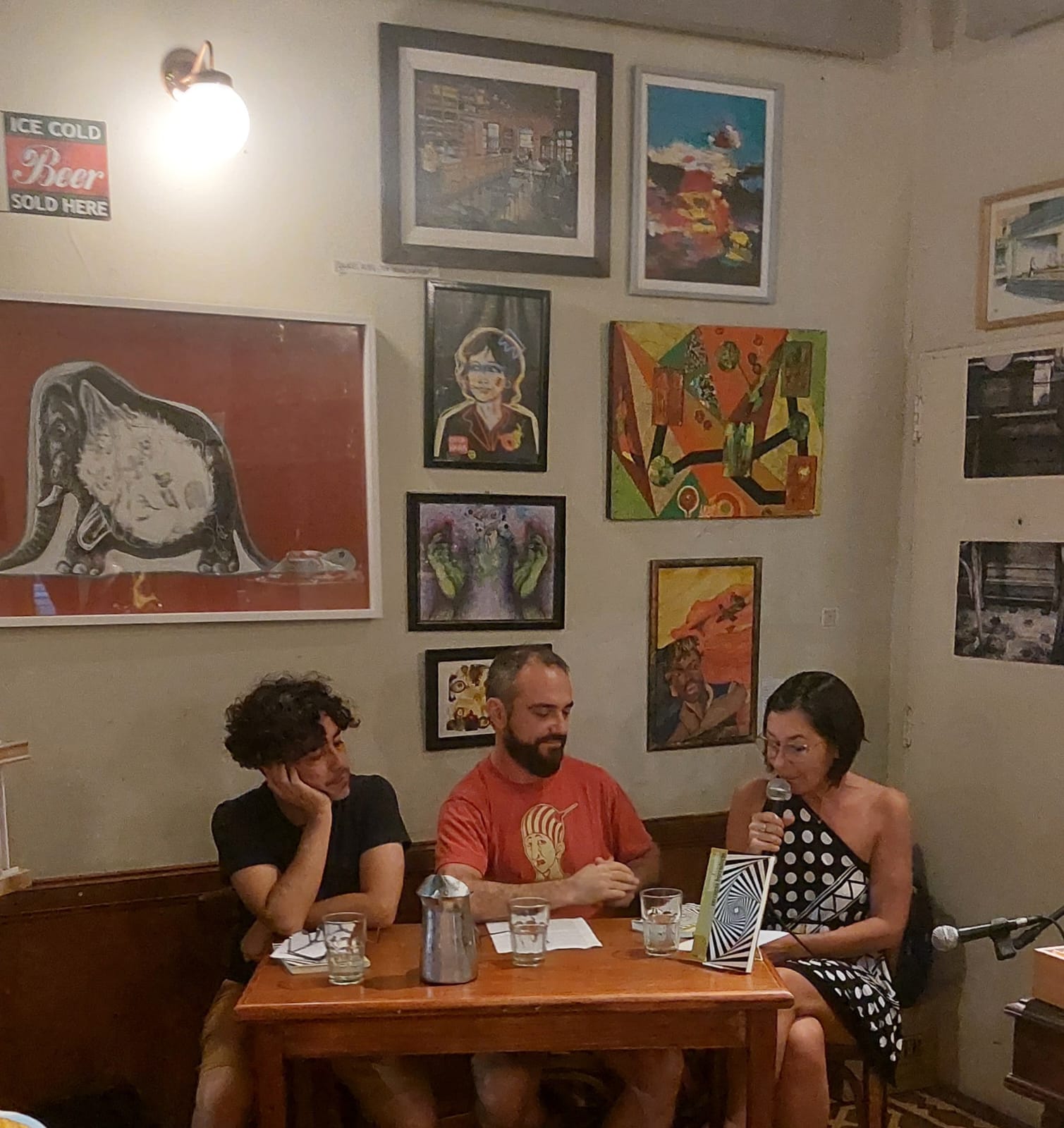 Reseña de Verrugas borradoras por Ariel Pavón